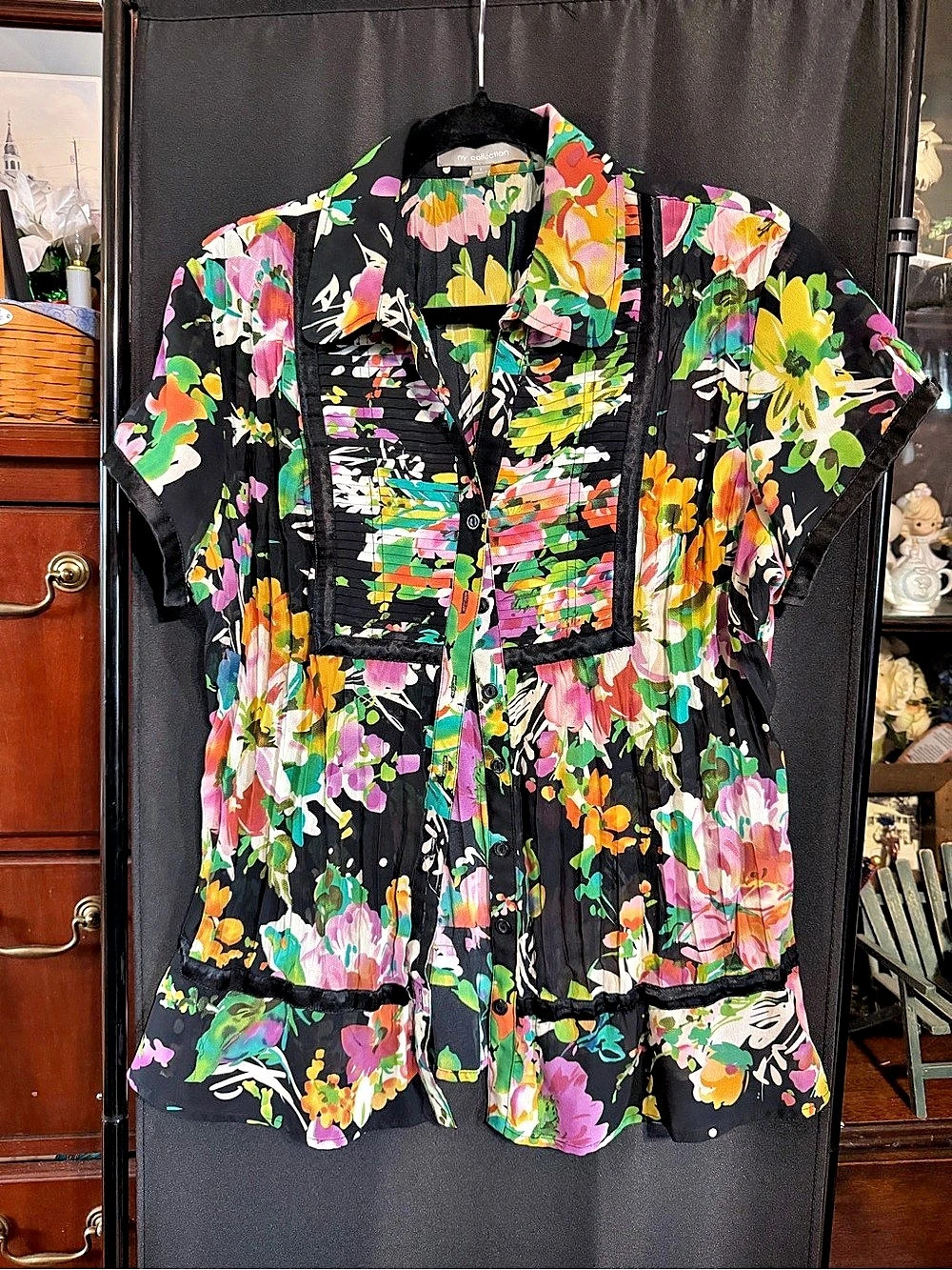 NY10 collection Floral Snap Front L